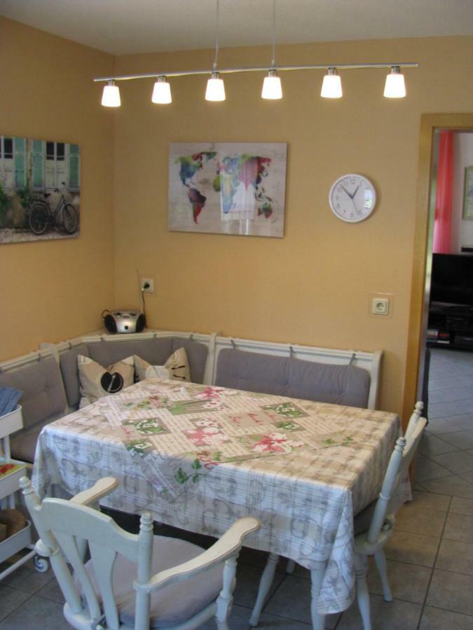 Ferienwohnung Herbsleben Экстерьер фото
