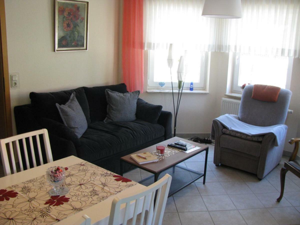 Ferienwohnung Herbsleben Экстерьер фото